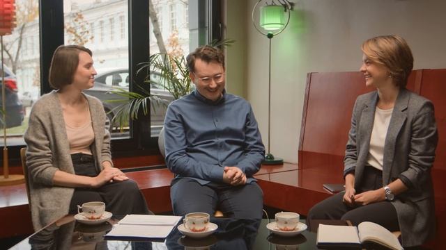 Как правильно тратить деньги? Теория от Ксении Паниди и практика от Анастасии Веселко// План Б смотреть онлайн