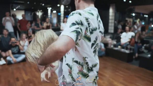 Julinha & Bruno Prado | Cologne Zouk Festival 2022 | Brazilian Zouk Demo смотреть онлайн