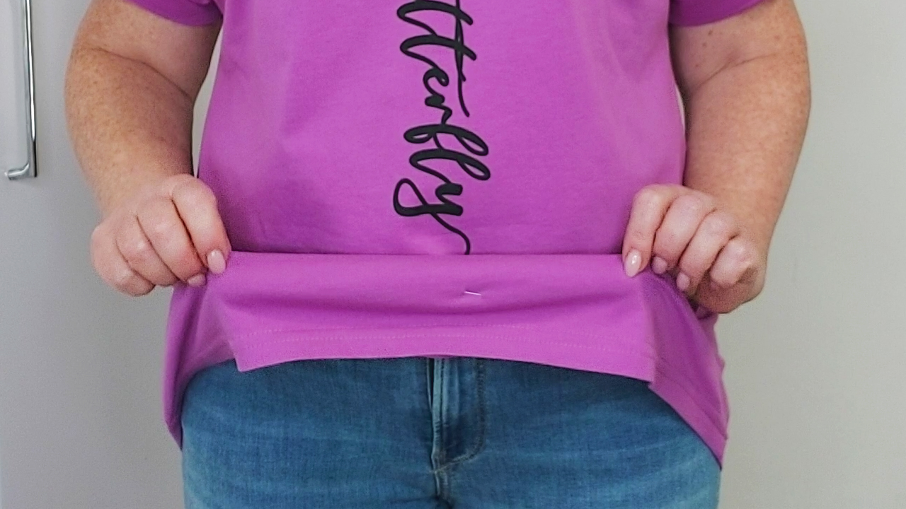 Способ "минутный", а результат - лучше, чем было: как укоротить футболку домохозяйке смотреть онлайн