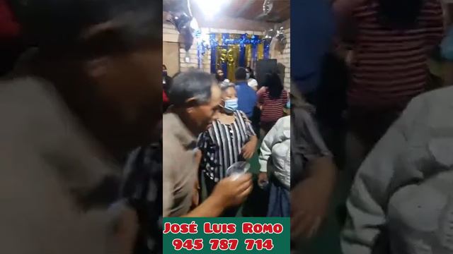 JOSW LUIS ROMO - EN UNA VASO DE CERVEZA смотреть онлайн