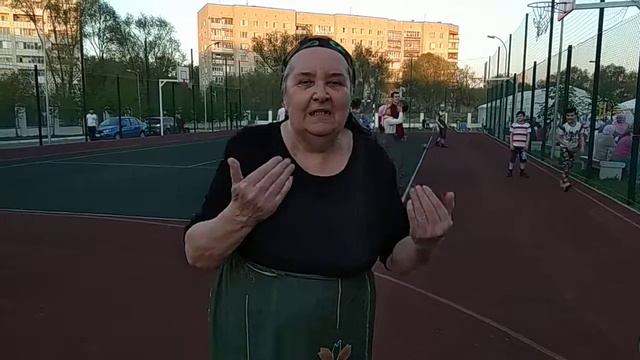 10.05.2019 В мечети Ярдэм. На спортплощадке VID 20190510 190904 смотреть онлайн