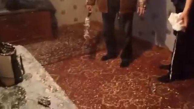 Как запенить потолок смотреть онлайн