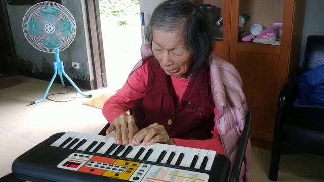 Yamaha PSS-F30 樂齡手部運動 смотреть онлайн