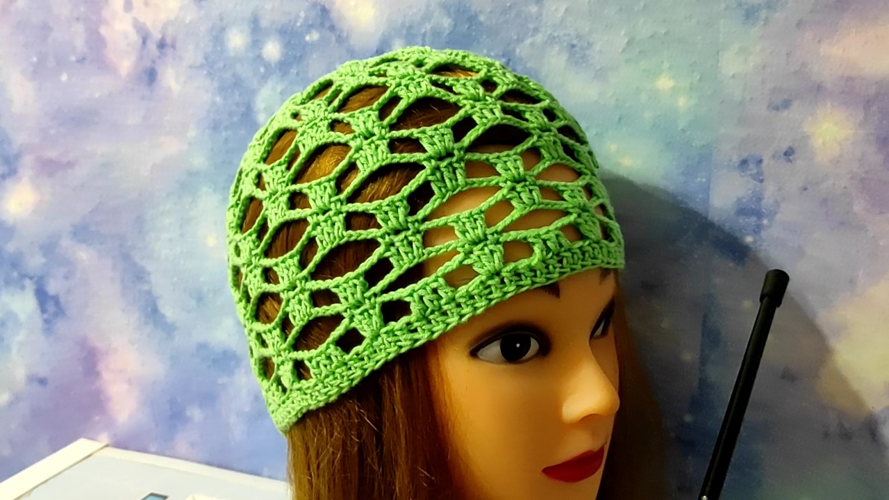Ажурная, летняя шапочка крючком. Шапочка для начинающих. смотреть онлайн