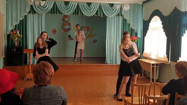 Танец к 8 марта 11 класс 2019 смотреть онлайн