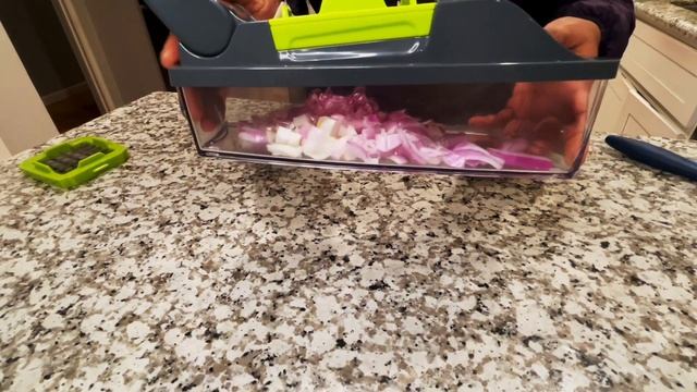 How To Use Vegetable Chopper|Vegetable Fruit Onion Chopper|Mueller Chopper Review|Vegetable Dicer