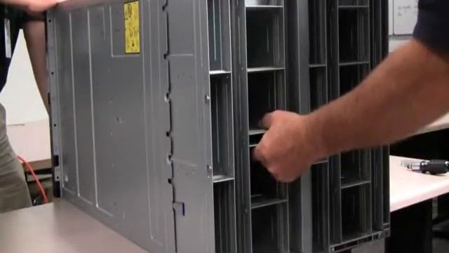 IBM Flex System x8721 Remove Chassis Shuttle смотреть онлайн