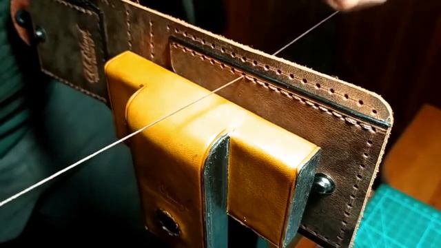 Зажим из кожи Crazy Horse смотреть онлайн