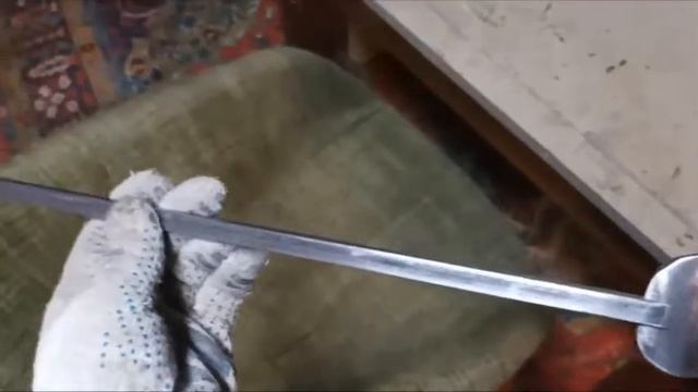 сделал кочергу для мангала смотреть онлайн