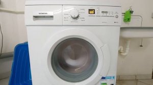 Siemens IQ300 Schleudern mit 1200 upm