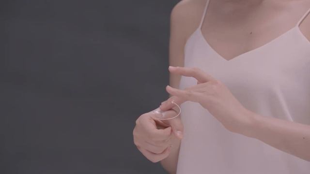 SHēld Protect Выравнивающая база под макияж: увлажнение и защита SPF40PA+++ смотреть онлайн