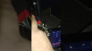 Шкода Рапид установка камеры зх , включение с прокинутым кабелем плюс от зажигания , зх на реверс г