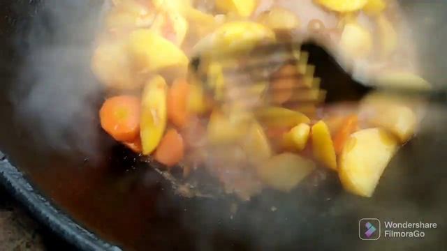 QOZONDA MAZALI OVQAT TAYYORLASH UY SHAROITIDA