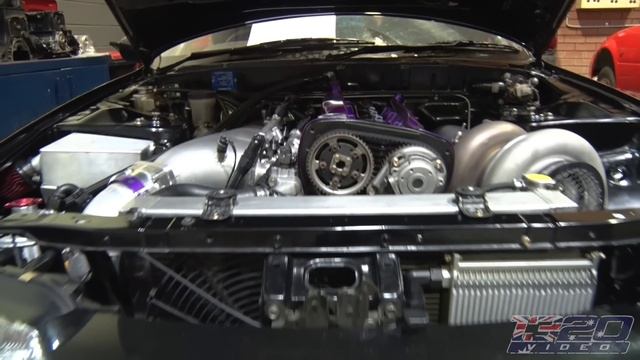 2000hp Street Race - R32 GT-R Vs R35 GT-R!