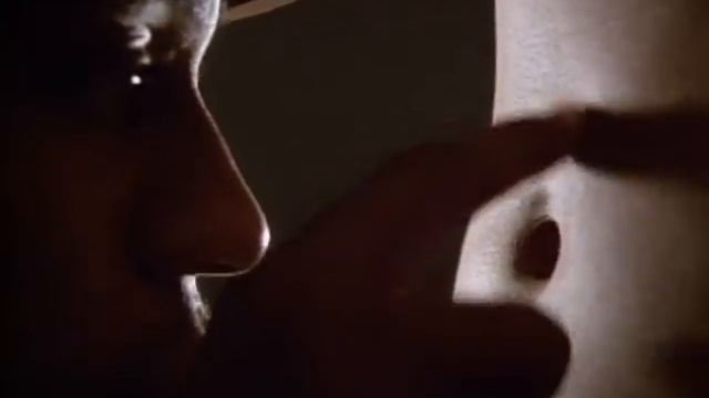 LL COOL J - Big Ole Butt (Closed-Captioned) смотреть онлайн