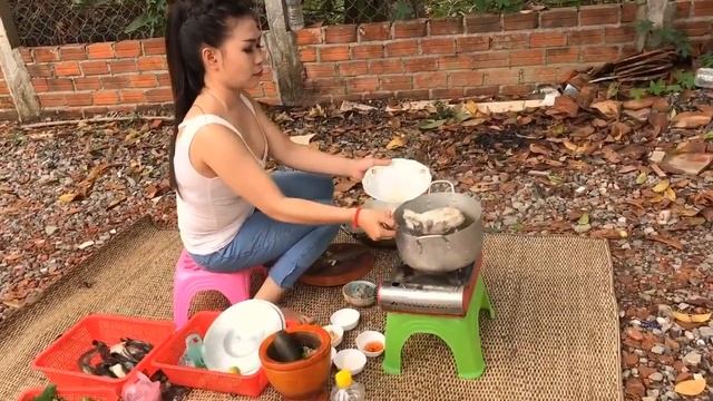 Прекрасная девушка готовит кхмерскую еду | Как приготовить кхмерскую еду смотреть онлайн