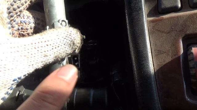 Сервисное положение замка зажигания Мерседеса смотреть онлайн