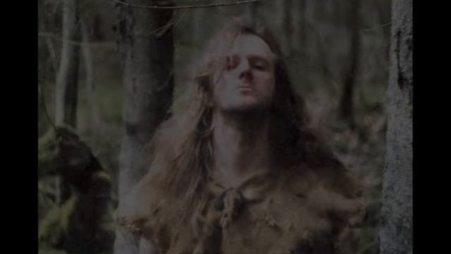 Bestia - Kolmas haud vasakult смотреть онлайн