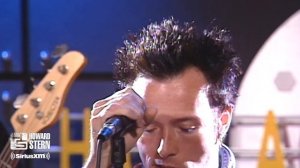 Stone Temple Pilots “Plush” Live on the Stern Show (2000)