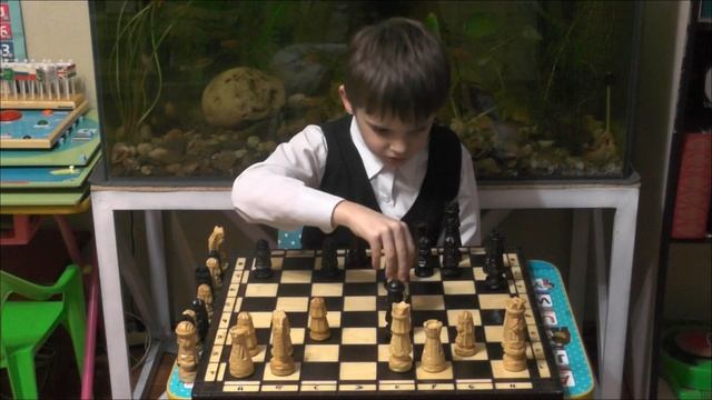 Урок 3. Шахматы. Шахматная партия в прямом и обратном порядке смотреть онлайн