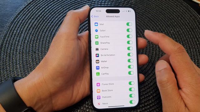 iPhone 15/15 Pro Max: How to Enable/Disable FaceTime App смотреть онлайн