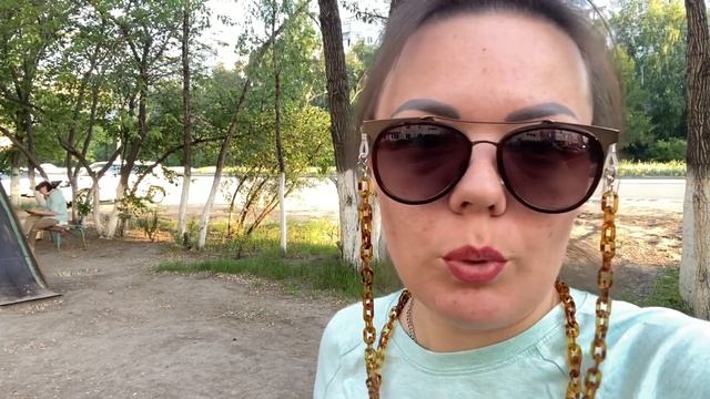 ВЛОГ Забрали подарок для Виктории! Что же в коробке??ДарьяРейнгардlife смотреть онлайн