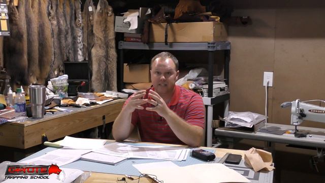 64 – Black Coyotes and Coydogs – Coyote Trapping School Podcast смотреть онлайн