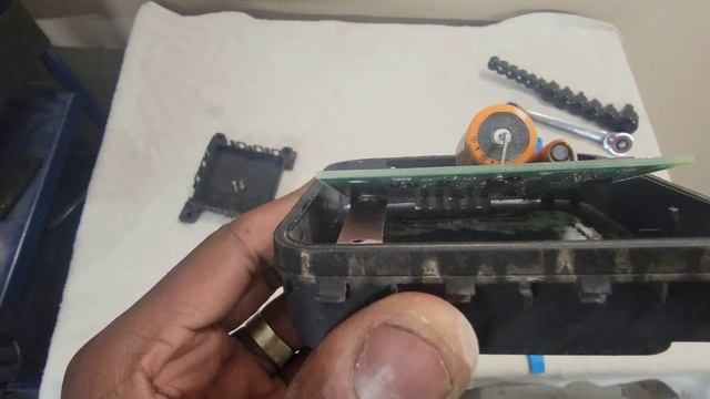 How to Open PEM Fuel Pump Module смотреть онлайн