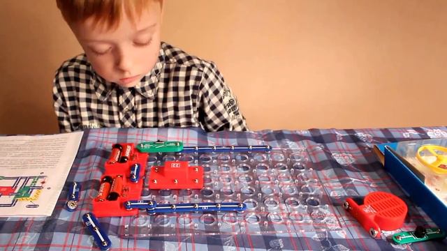 Собираем электро конструктор смотреть онлайн