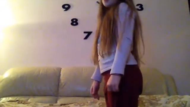 Соня - живой диван смотреть онлайн
