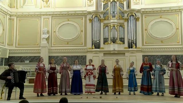 "Вечер, зорька высока", "Жаворонушки", "Студёновские страдания" смотреть онлайн