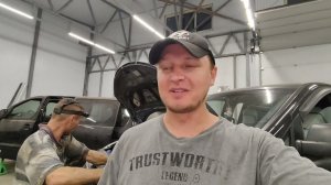 Grand Starex стуканул на трассе - спасен за 2 дня)))
