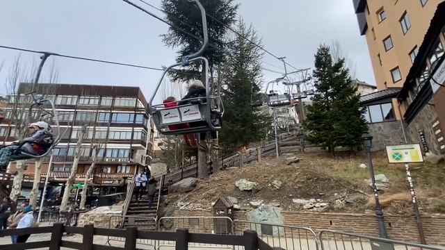 На высоте 2250 метров над уровнем моря. Сьерра Невада 2023. смотреть онлайн