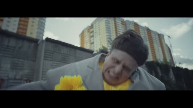 Oliver Tree - Hurt [Official Music Video]