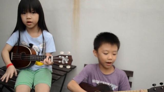 Kids Ukulele : 辛福的脸 смотреть онлайн