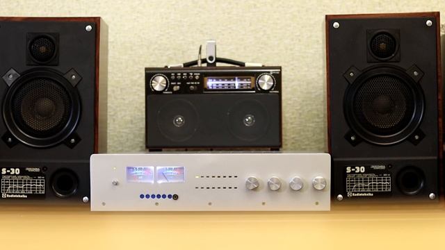 Самодельный усилитель звука. Зачем восстанавливать усилитель? Ремонт. смотреть онлайн