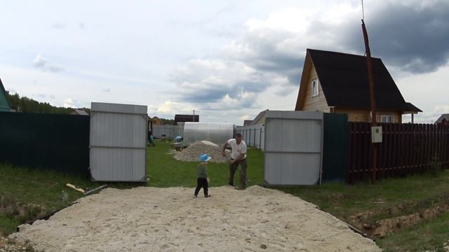 Купили дачу\Заезд для машины своими руками\Дача с нуля смотреть онлайн