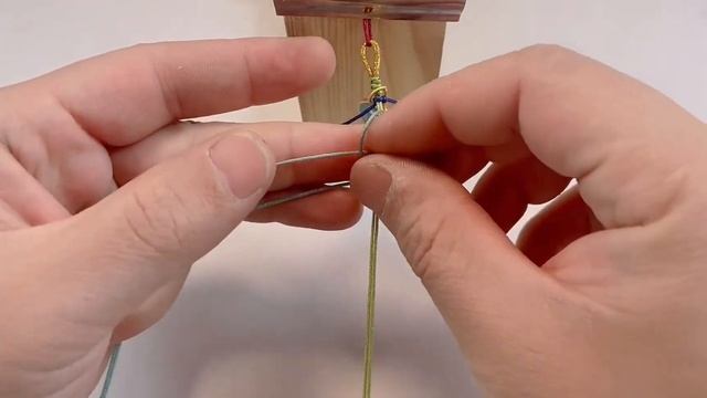 竹影婆娑，随风摇曳绿意轮回手绳编织教程1，往昔芳菲未褪尽，今日绿意已盎然 смотреть онлайн