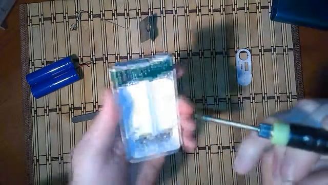 Собираем POWER BANK на 2 акб 18650 смотреть онлайн