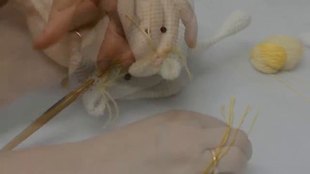 Crochet Moomintrolls - how to make Snorkmaiden’s fringe смотреть онлайн