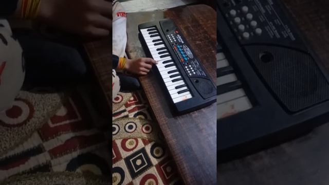 Chote Bache ne sargam sikhai h to to sikhni hi padegi смотреть онлайн