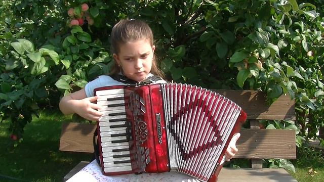 Выйду ль я на реченьку Алина 9 лет аккордеон смотреть онлайн