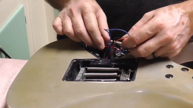 Ibanez gets kill switch and Bournes pots смотреть онлайн