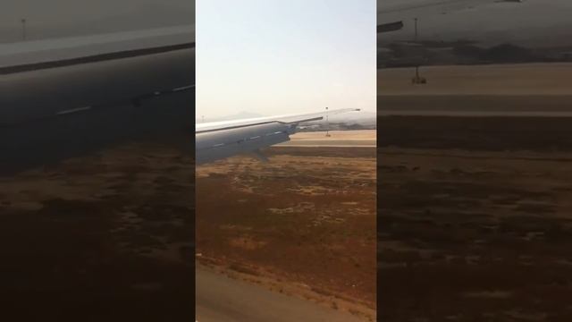 Larnaca arrival- Thomas Cook B757-200 смотреть онлайн
