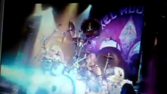 Классный барабанщик Axel Rudi Pell