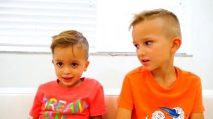 Влад и Никита и Весёлые истории про животных