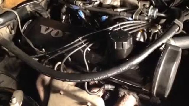 90 Volvo 240 - Engine sound after oil change смотреть онлайн
