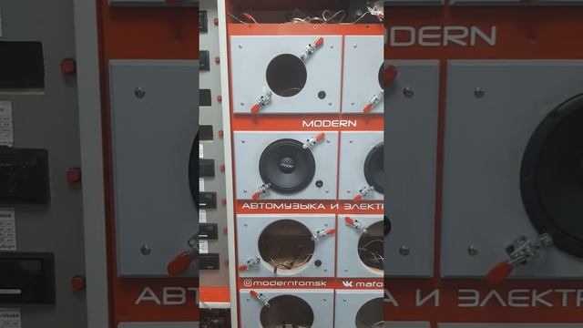 мощные эстрадники DB Arnold AP-M67АF против Pride Solo 6.5 v.3 смотреть онлайн