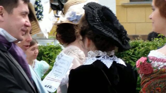 У фонтана Пушкинский пикник, 10 06 2018, Челябинск. смотреть онлайн