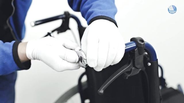 How to install B90 push bars on the 708,Eclips, V-Serie or D-Serie? - VERMEIREN смотреть онлайн